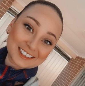 Meet your Posher, Alyce